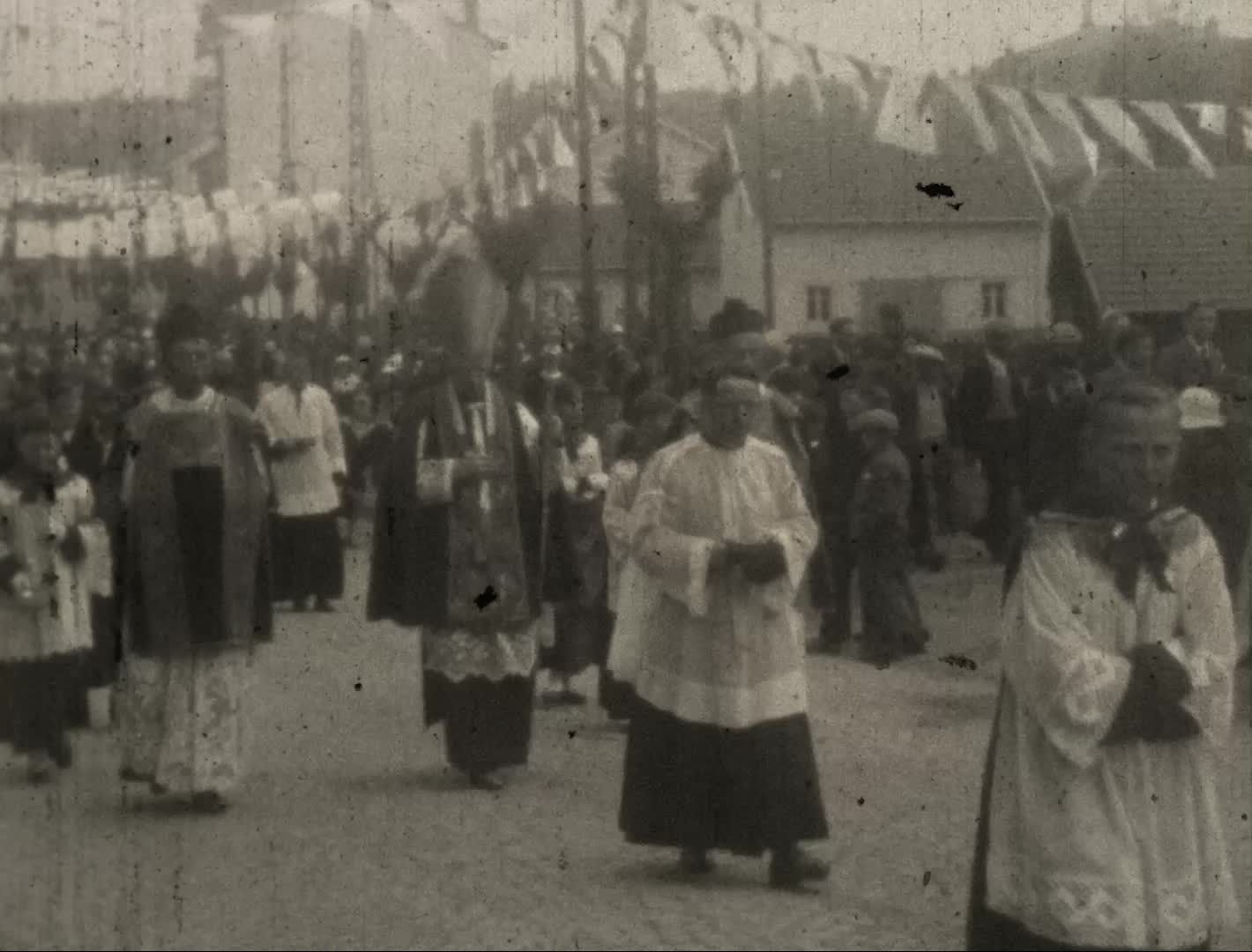 Procession à Thaon-les-Vosges